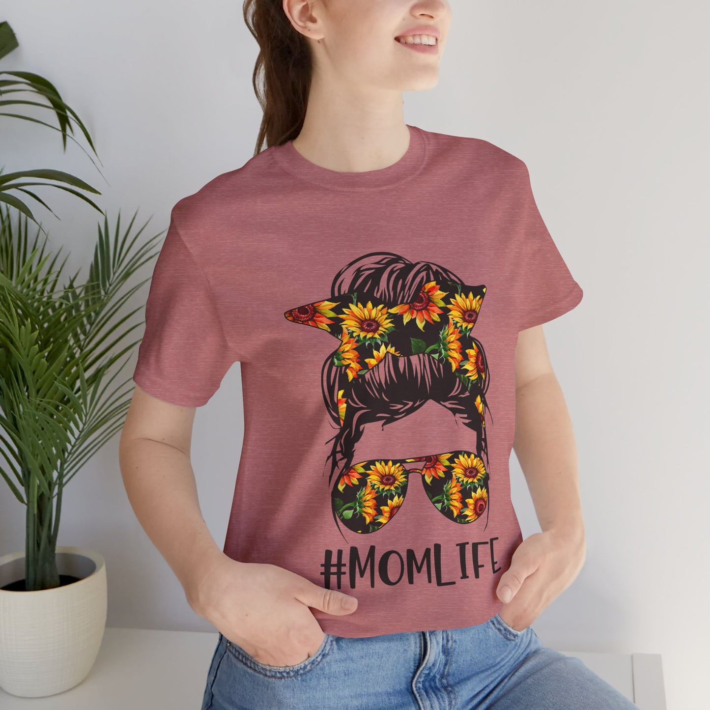 #MOMLIFE Trendy Women's T Shirt Unisex Jersey Short Sleeve Tee Mom Tee